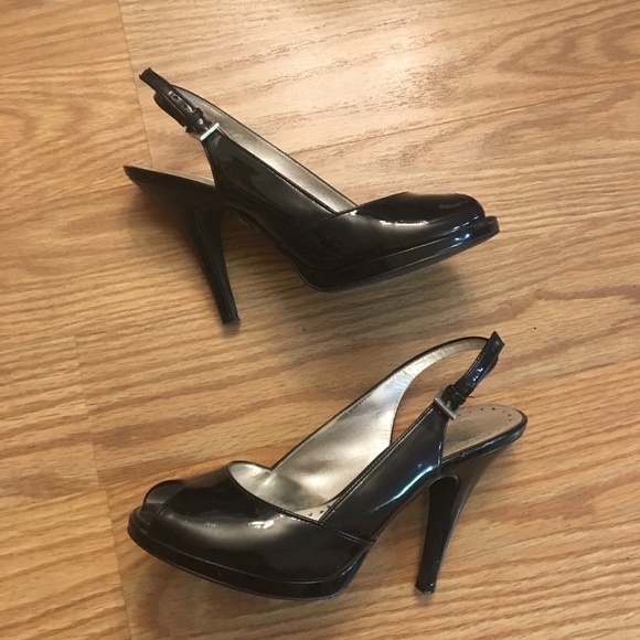 BCBG Slingback Pumps - Picture 1 of 9